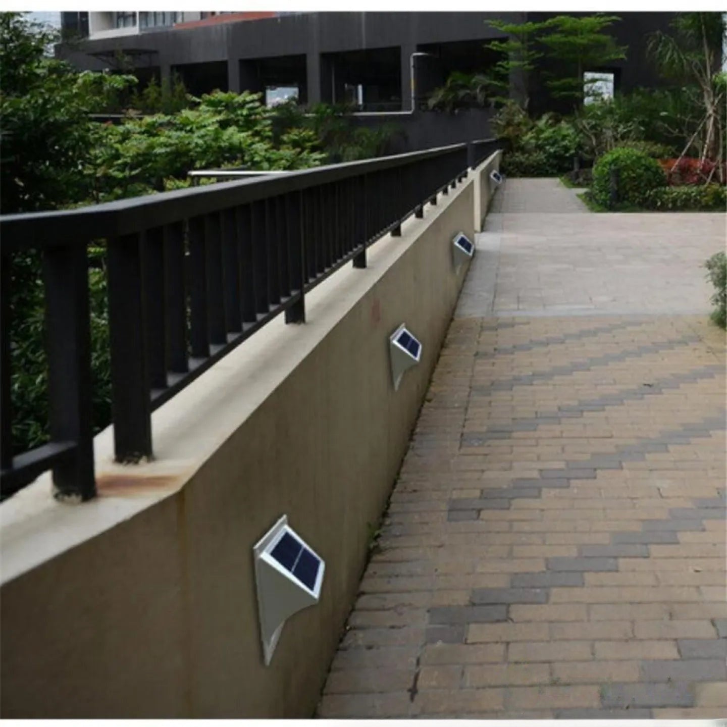 Applique Solaire Murale LED Design Extérieur Jardin