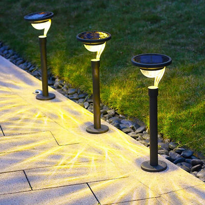 https://www.magic-solaire.com/wp-content/uploads/2020/07/borne-solaire-exterieur-sur-pied-pas-cher.jpg