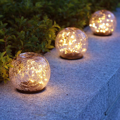 https://www.magic-solaire.com/wp-content/uploads/2020/05/boule-solaire-verre-craquelle.jpg