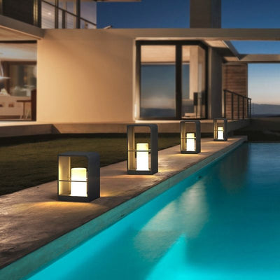 https://cdn.shopify.com/s/files/1/0271/8731/4772/files/eclairagesolaireexterieurdesign_4_735c5a1d-dd51-461d-a80a-86278f946be4.jpg?v=1704384033
