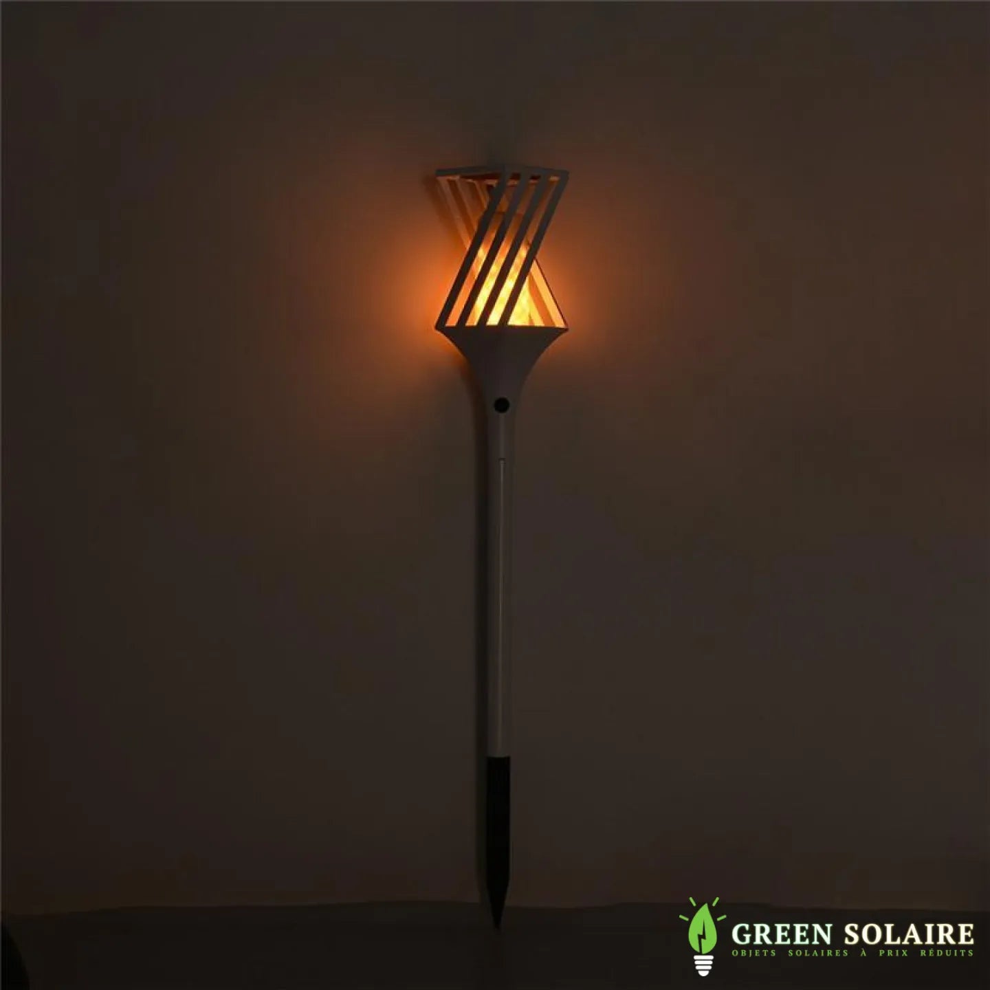 FLAMBEAU SOLAIRE DE JARDIN