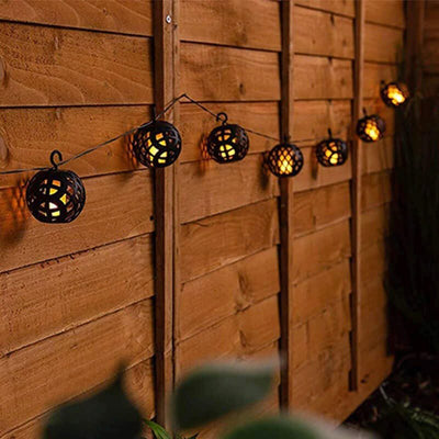 https://www.magic-solaire.com/wp-content/uploads/2020/08/guirlande-lanterne-solaire-jardin.jpg