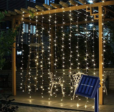 https://www.magic-solaire.com/wp-content/uploads/2022/01/guirlandes-solaires-exterieures.jpg