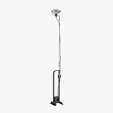 https://cdn.shopify.com/s/files/1/2499/8120/files/lampadaire-classique-design-italien-pour-une-d-coration-moderne-8.png?v=1731142518