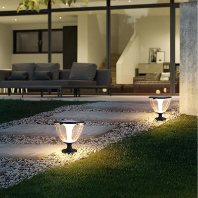 https://cdn.shopify.com/s/files/1/0271/8731/4772/products/lampadaireexterieursolairedesign_6.jpg?v=1656970855