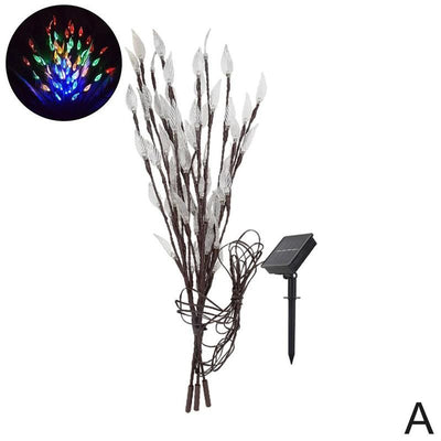 https://cdn.shopify.com/s/files/1/0271/8731/4772/files/lampe-piquet-solaire-7.jpg?v=1708644750