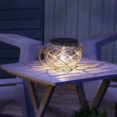 https://www.magic-solaire.com/wp-content/uploads/2021/06/lampe-solaire-forme-ampoule-exterieur.jpg