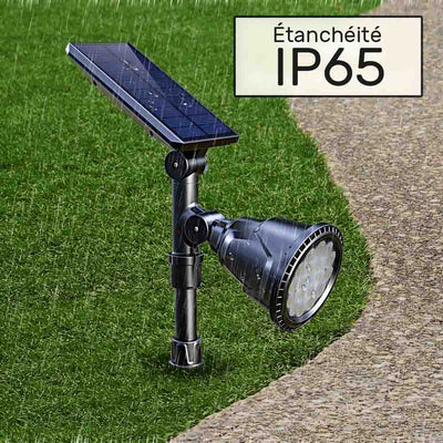 https://www.magic-solaire.com/wp-content/uploads/2020/04/lampe-solaire-sur-piquet-ip65.jpg