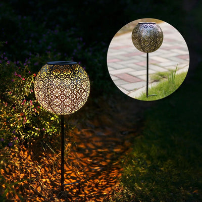 Lanterne Solaire à Planter LED Jardin Extérieur – lanterne plantée dans le jardin