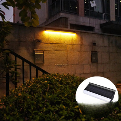 Applique solaire murale LED effet lèche-mur extérieur