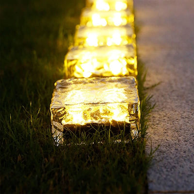 https://www.magic-solaire.com/wp-content/uploads/2020/08/pavé-lumineux-10x10-solaire-exterieur.jpg