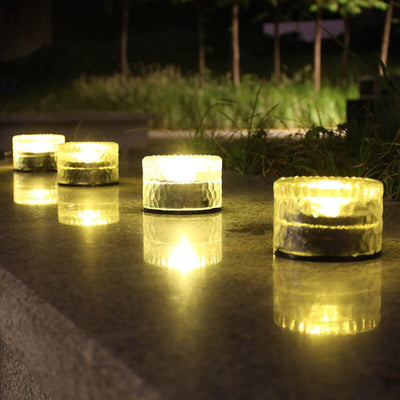 https://www.magic-solaire.com/wp-content/uploads/2020/09/pavé-solaire-rond-terrasse.jpg