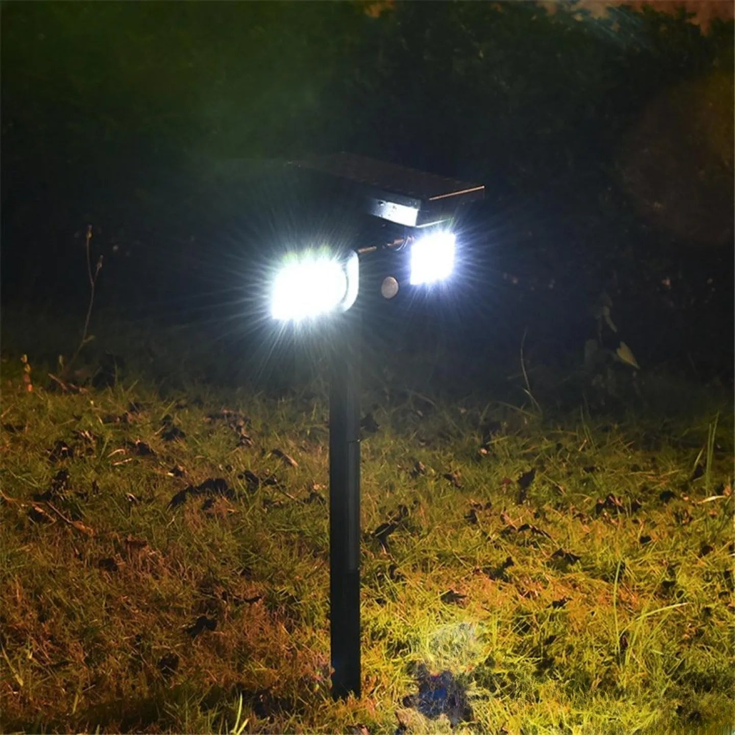 Potelet Solaire LED Borne Lumineuse Extérieur Jardin