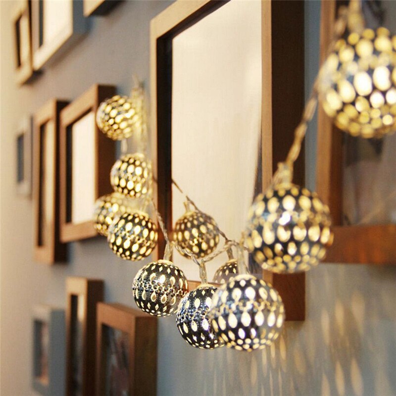 Guirlande solaire marocaine argentée 20 LED allumée