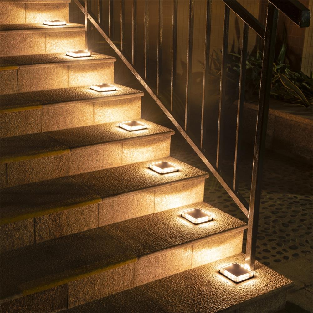 Lampe sol solaire encastrable IP65 blanc chaud robuste