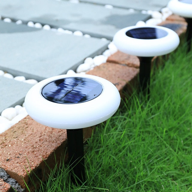Balise solaire multicolore puissante sur pieu de jardin