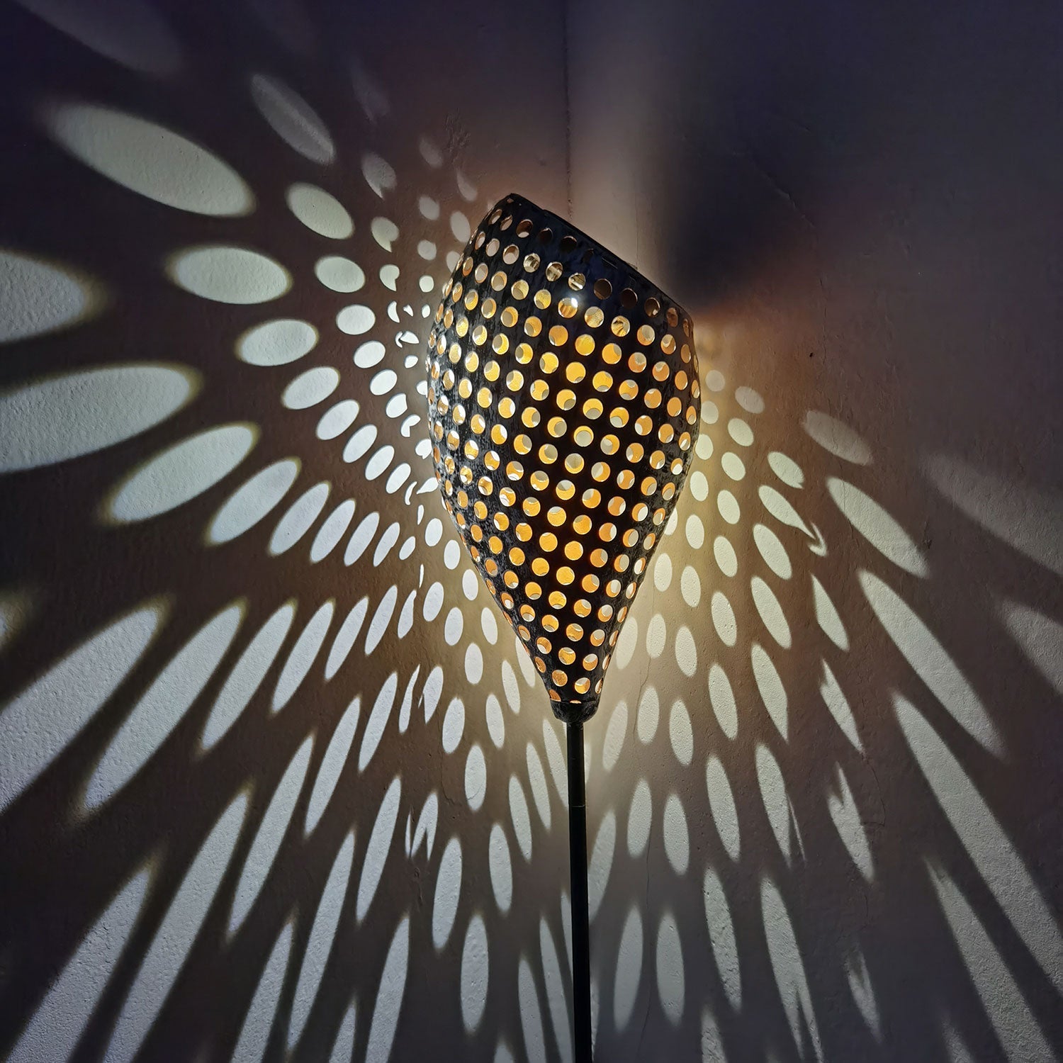 Lampe solaire piquet métal vintage jardin