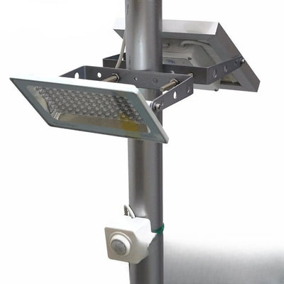 Projecteur solaire dimmable extérieur réglable monté sur poteau