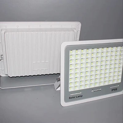 https://cdn.shopify.com/s/files/1/0271/8731/4772/files/projecteur-solaire-led-200w-ip65-2.jpg?v=1742268281