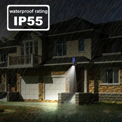 Spot solaire détecteur résistant à la pluie IP55 sur façade de nuit