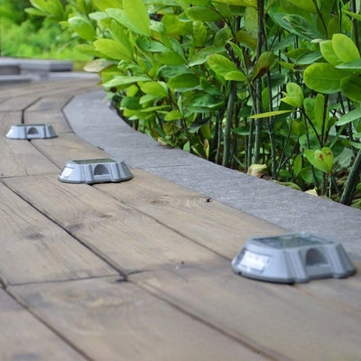 Spot Solaire LED Encastrable au Sol Terrasse Bois